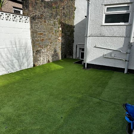 Studio Flat Twin - Town Centre Merthyr Tydfil Extérieur photo